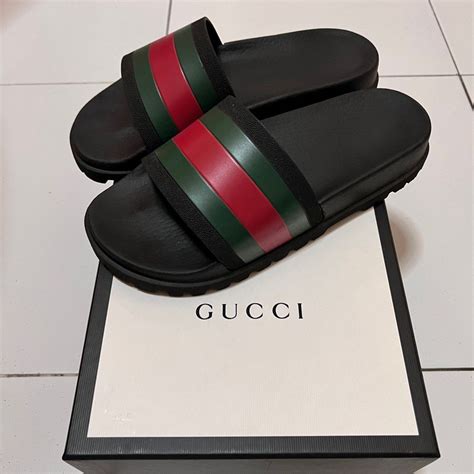 can you still buy gucci persuit slides